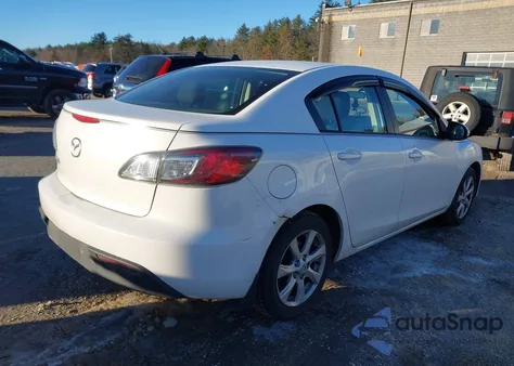 2010 Mazda Mazda3 I Touring z USA, uszkodzony, nr VIN JM1BL1SG2A1329052
